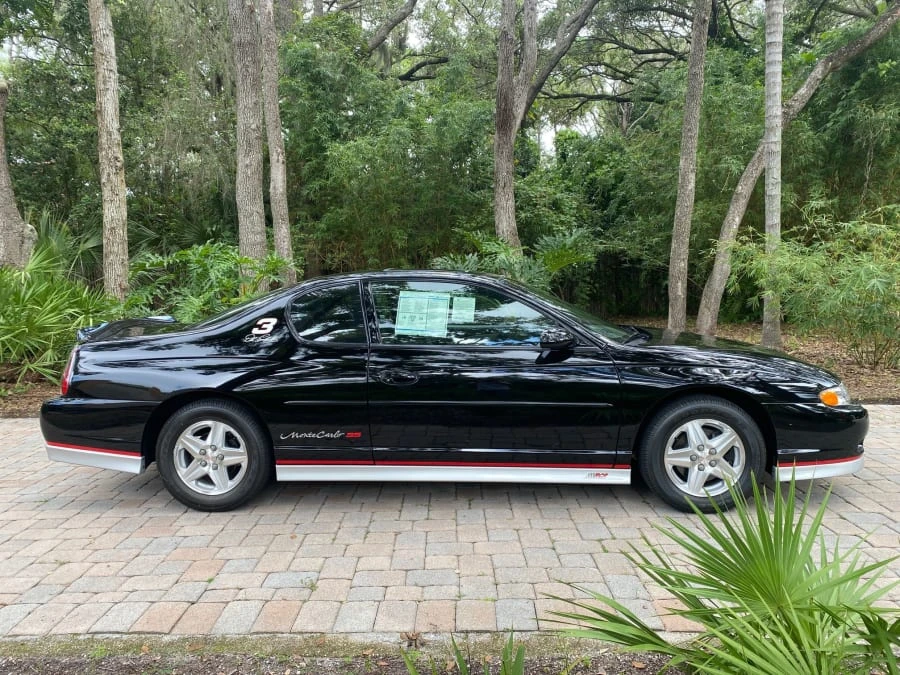 2002 Chevrolet Monte Carlo 6th Gen - Image 2 of 12