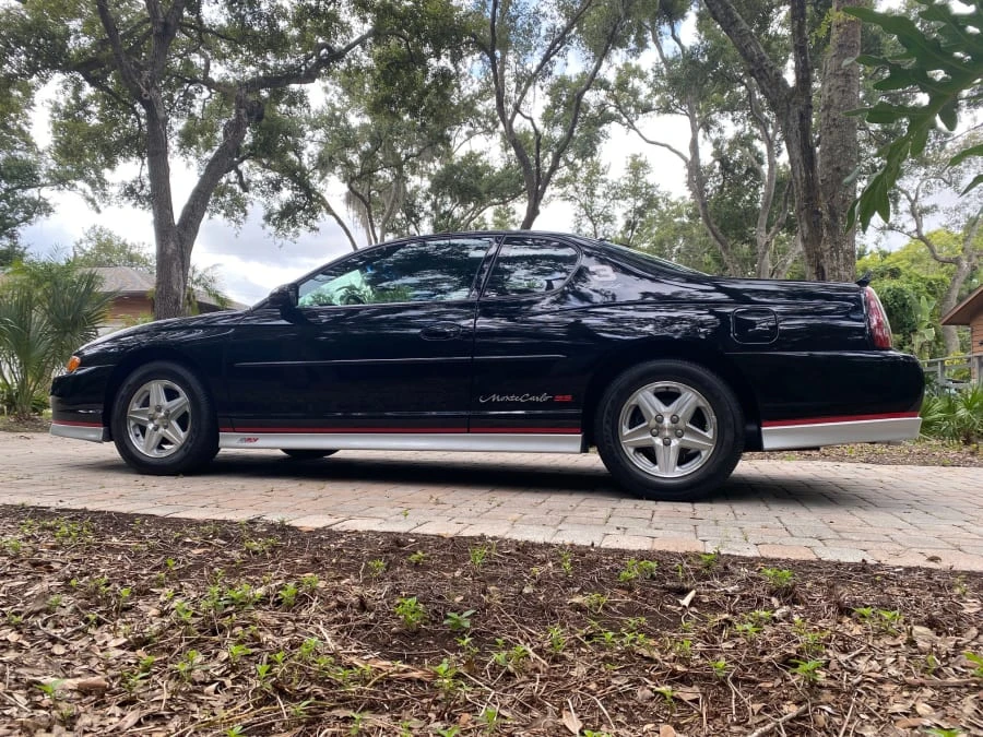 2002 Chevrolet Monte Carlo 6th Gen - Image 10 of 12
