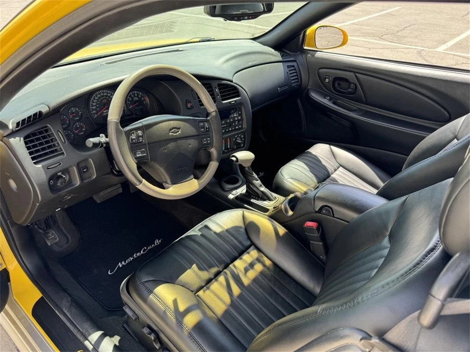 2002 Chevrolet Monte Carlo 6th Gen - Image 10 of 31