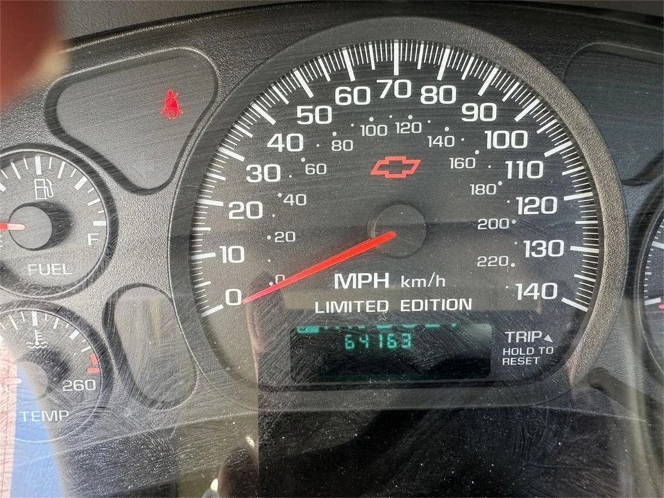 2002 Chevrolet Monte Carlo 6th Gen - Image 12 of 31