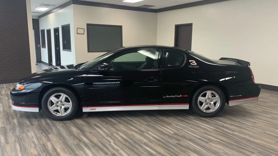 2002 Chevrolet Monte Carlo 6th Gen - Image 2 of 18