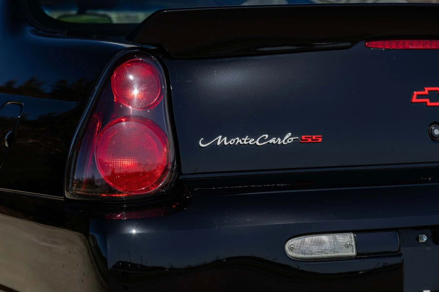 2002 Chevrolet Monte Carlo 6th Gen - Image 9 of 31