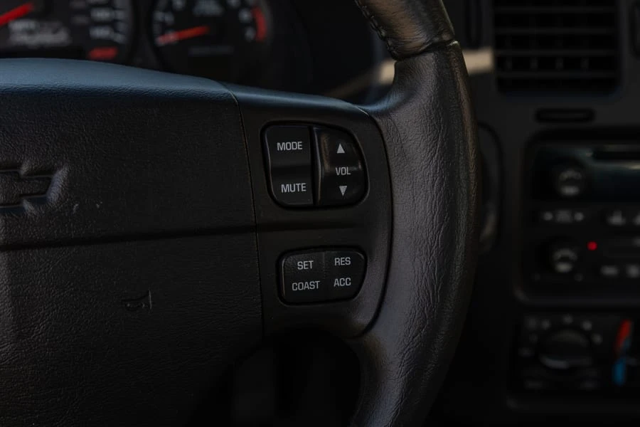 2002 Chevrolet Monte Carlo 6th Gen - Image 30 of 31