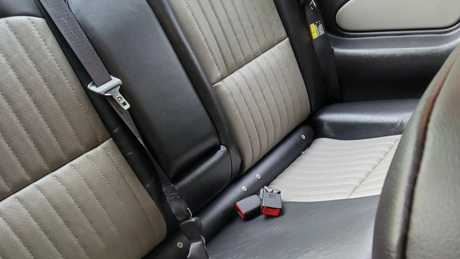2002 Chevrolet Monte Carlo 6th Gen - Image 5 of 9