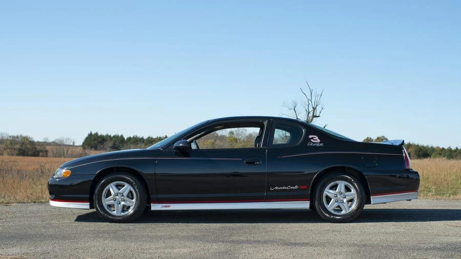 2002 Chevrolet Monte Carlo 6th Gen - Image 2 of 12
