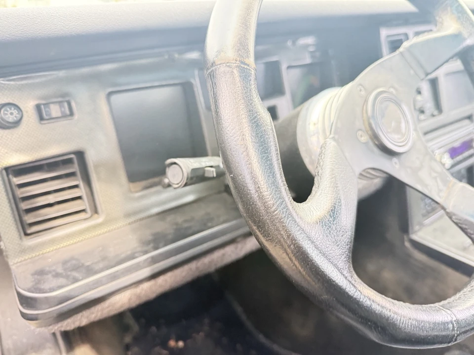 2002 Chevrolet Monte Carlo 6th Gen - Image 14 of 25
