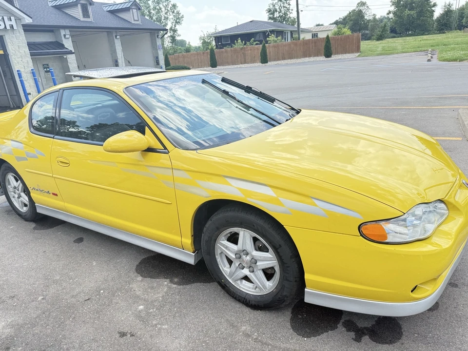 2002 Chevrolet Monte Carlo 6th Gen - Image 2 of 25