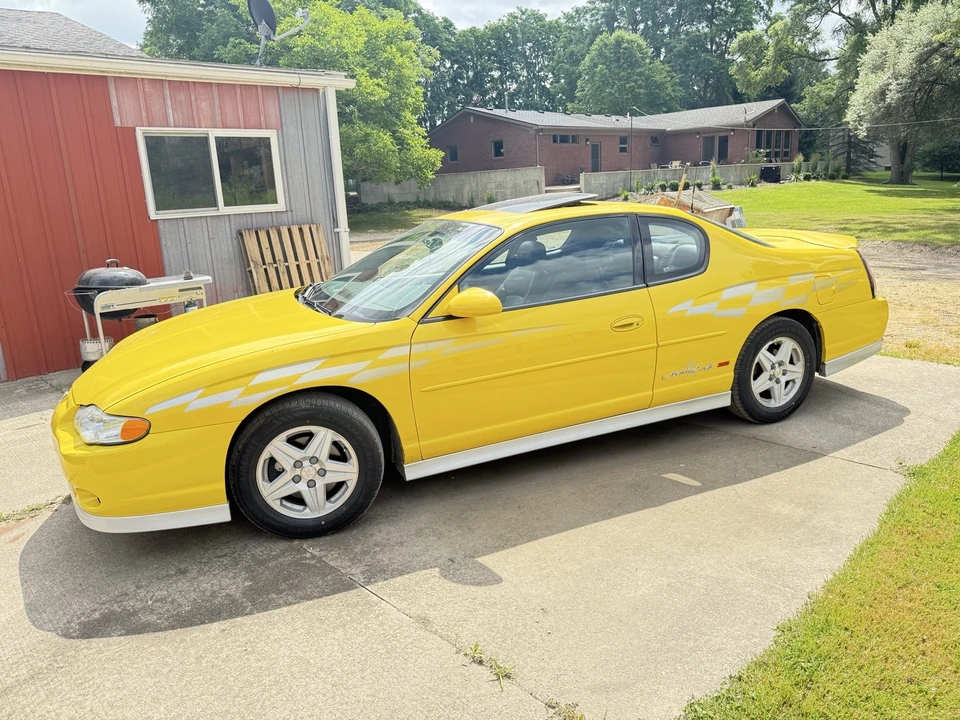 2002 Chevrolet Monte Carlo 6th Gen - Image 6 of 25