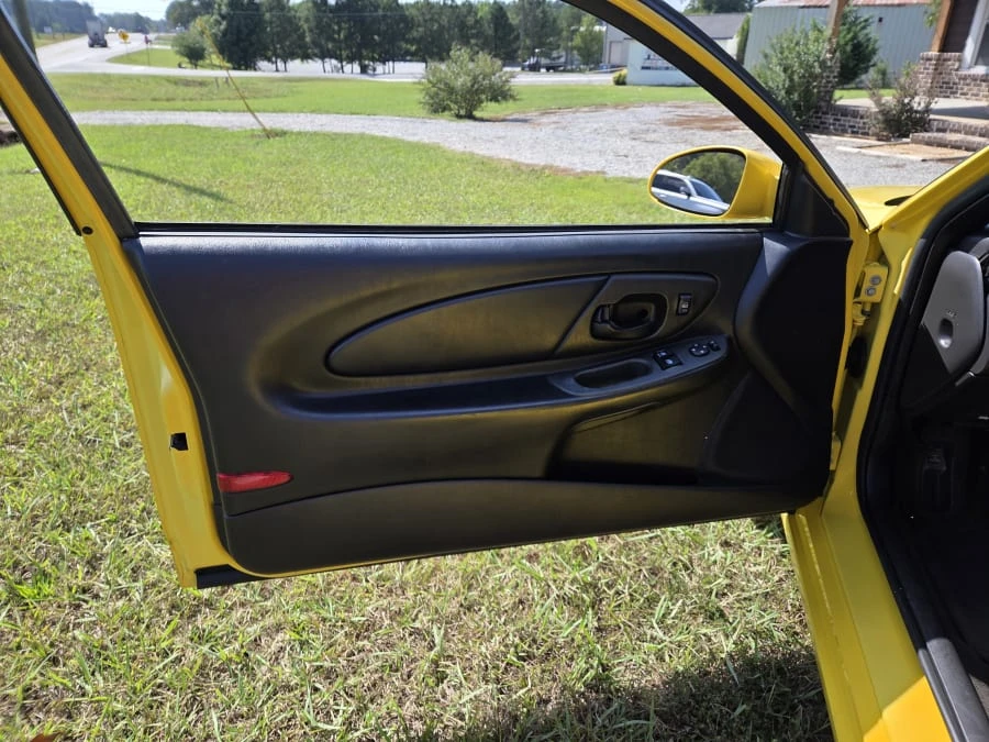 2002 Chevrolet Monte Carlo 6th Gen - Image 18 of 25