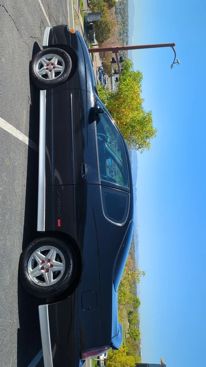 2002 Chevrolet Monte Carlo 6th Gen - Image 4 of 11