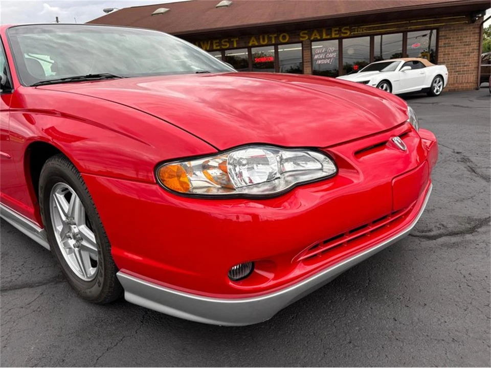 2002 Chevrolet Monte Carlo 6th Gen - Image 2 of 31