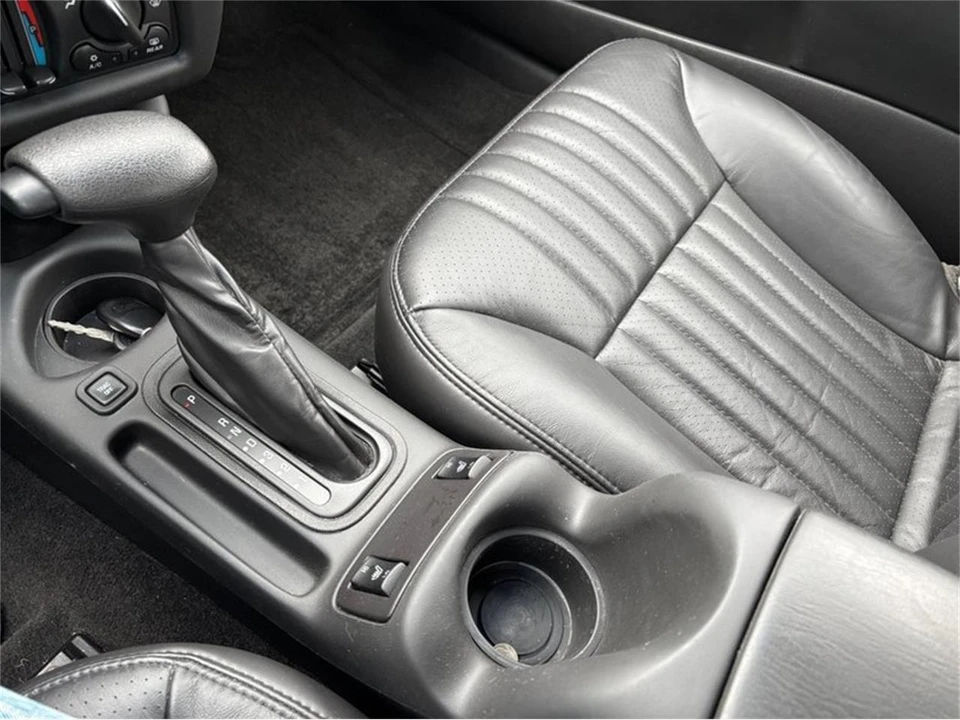 2002 Chevrolet Monte Carlo 6th Gen - Image 23 of 31