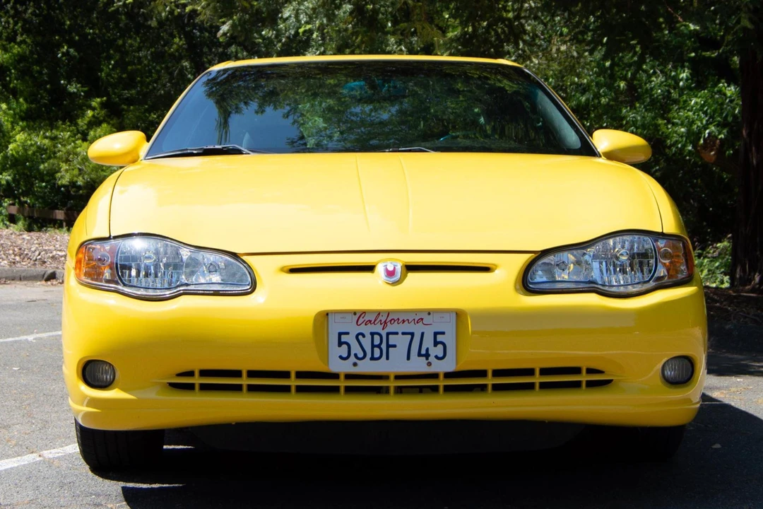 2002 Chevrolet Monte Carlo 6th Gen - Image 2 of 31