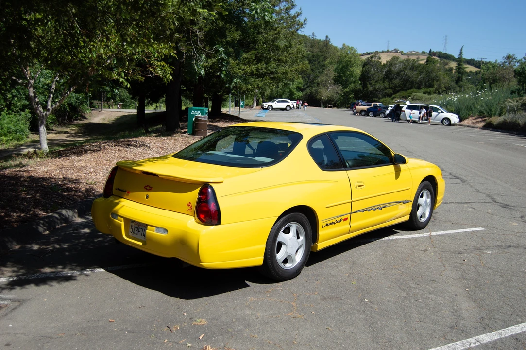 2002 Chevrolet Monte Carlo 6th Gen - Image 14 of 31