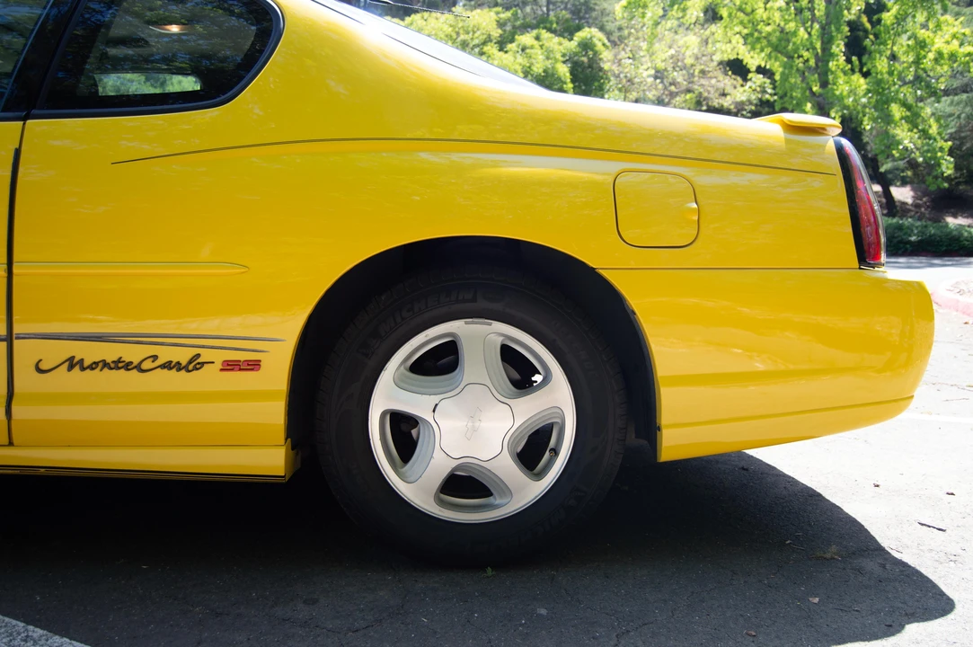 2002 Chevrolet Monte Carlo 6th Gen - Image 30 of 31
