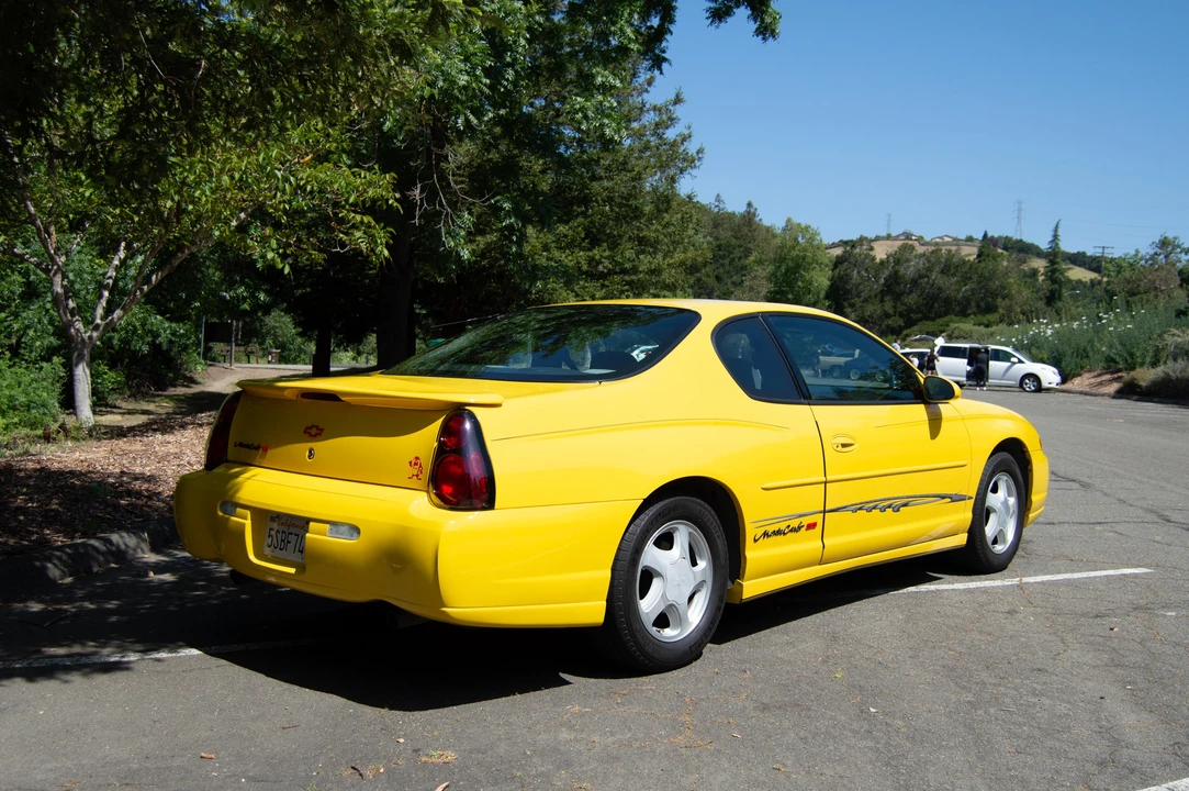 2002 Chevrolet Monte Carlo 6th Gen - Image 15 of 31