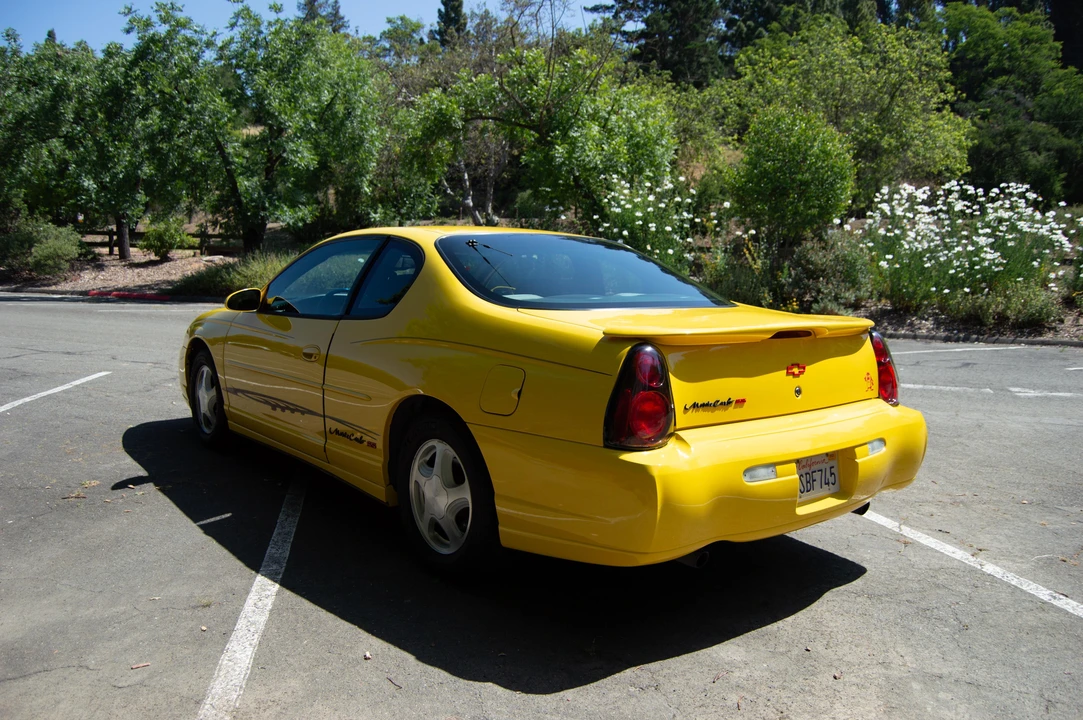 2002 Chevrolet Monte Carlo 6th Gen - Image 11 of 31