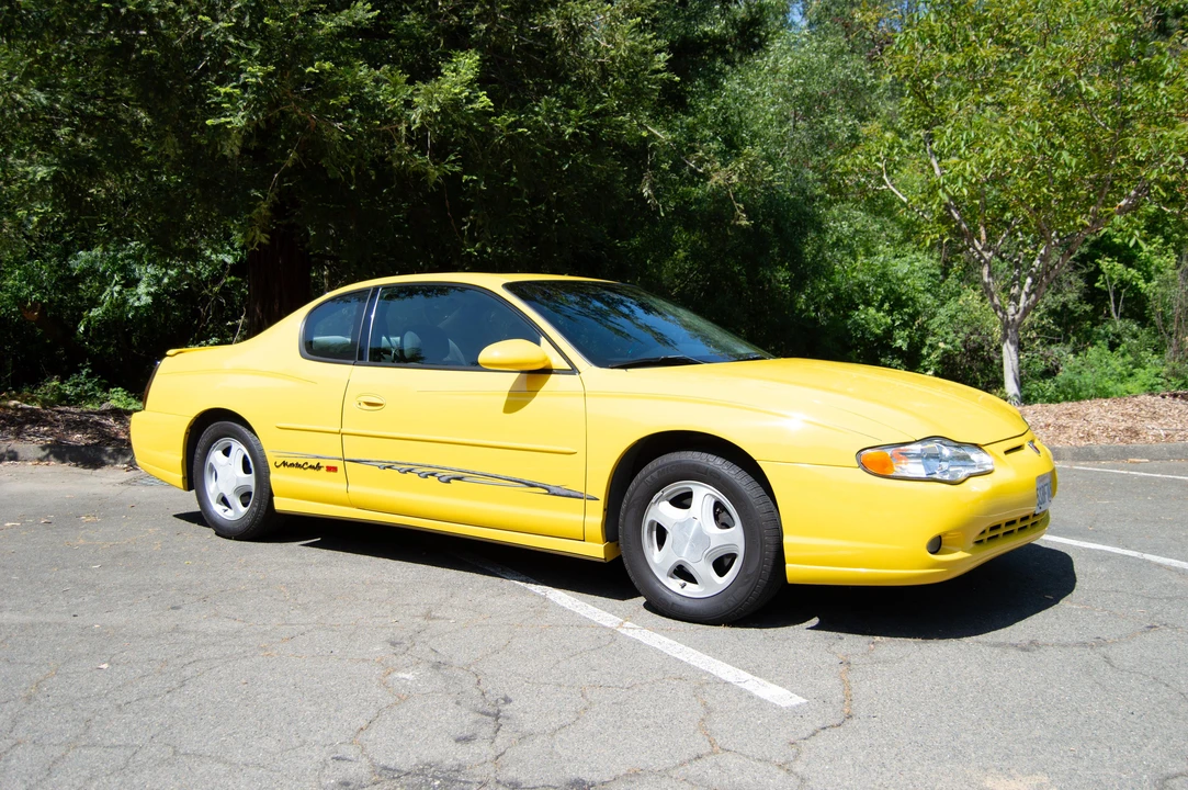 2002 Chevrolet Monte Carlo 6th Gen - Image 17 of 31