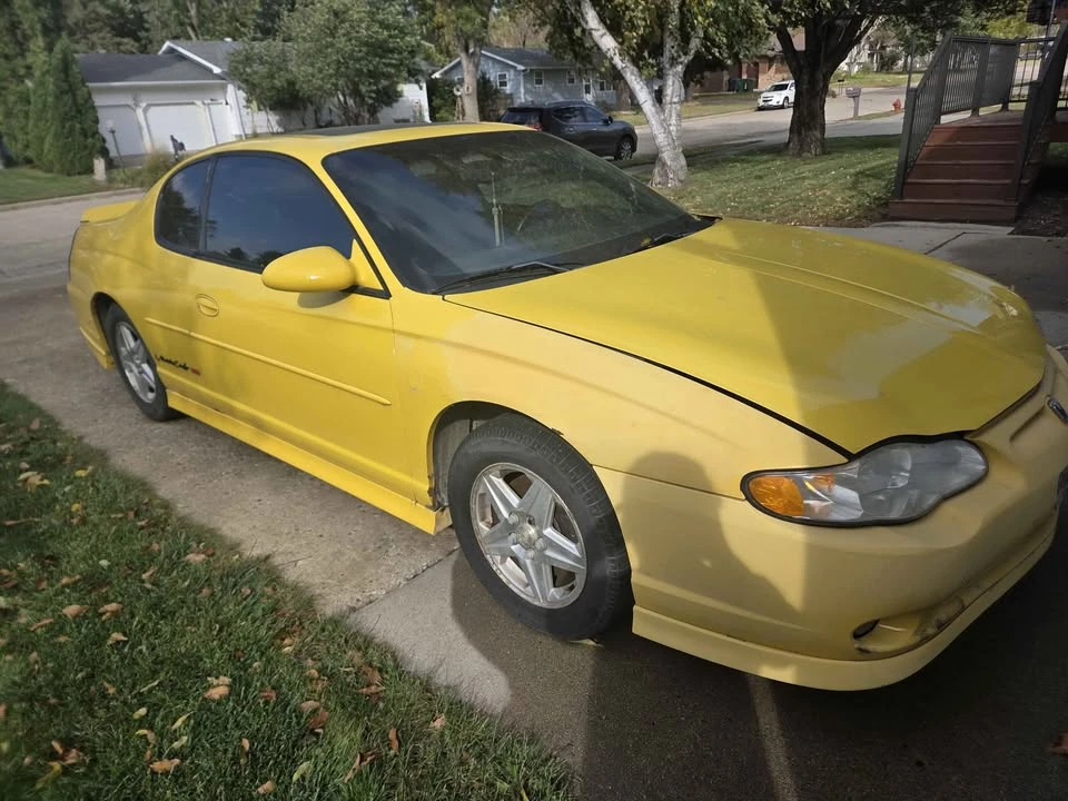2002 Chevrolet Monte Carlo 6th Gen - Image 2 of 6