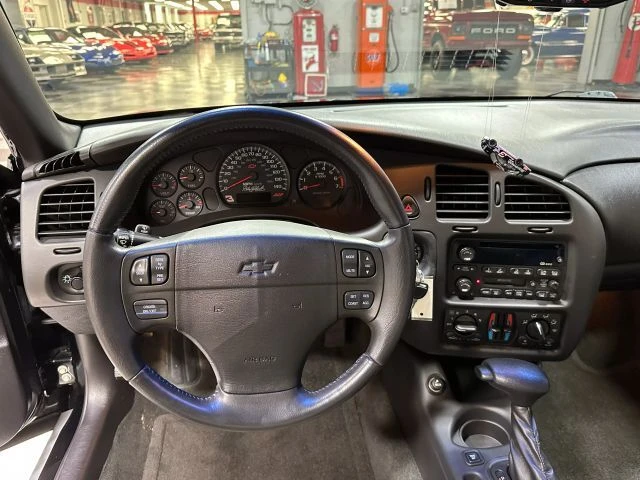 2002 Chevrolet Monte Carlo 6th Gen - Image 11 of 12