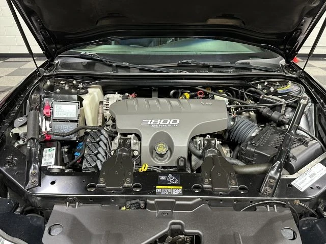 2002 Chevrolet - Image 26 of 31