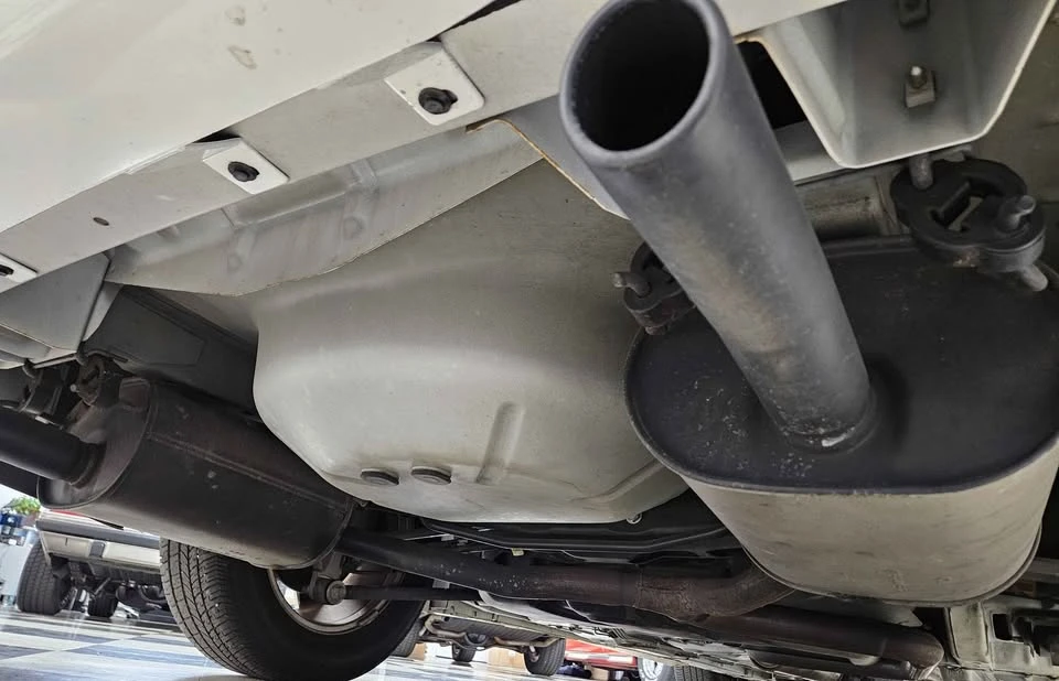 2002 Chevrolet Monte Carlo 6th Gen - Image 18 of 20