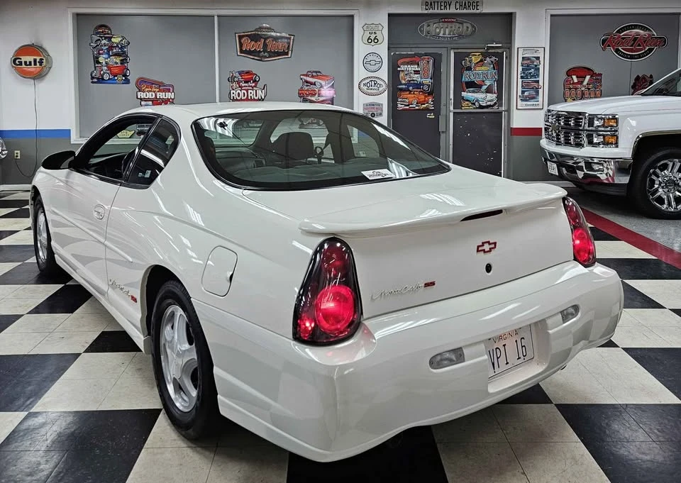 2002 Chevrolet Monte Carlo 6th Gen - Image 2 of 20