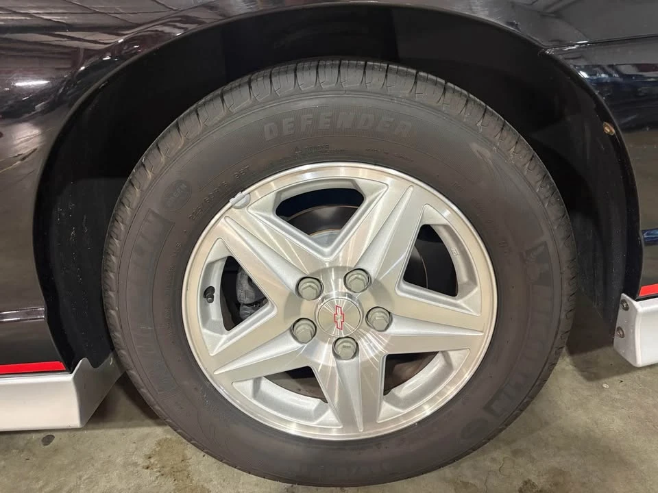 2002 Chevrolet Monte Carlo 6th Gen - Image 8 of 20