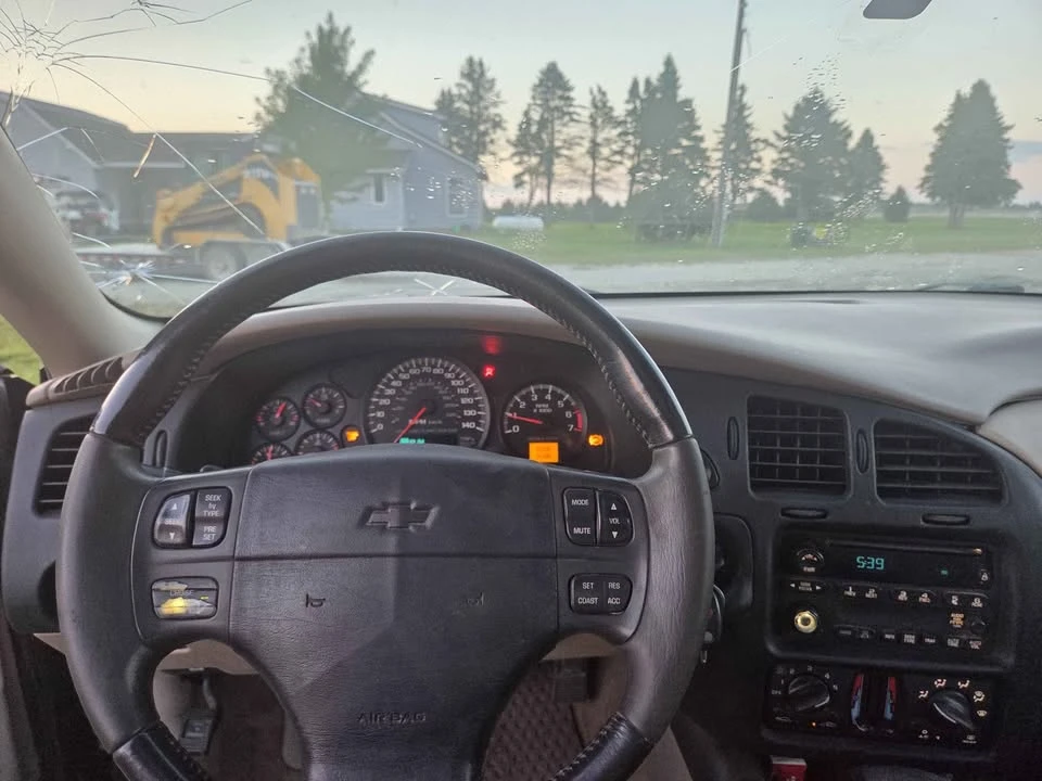 2002 Chevrolet Monte Carlo 6th Gen - Image 6 of 7