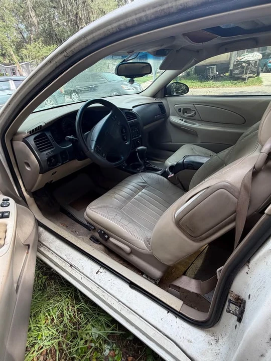 2002 Chevrolet Monte Carlo 6th Gen - Image 10 of 10