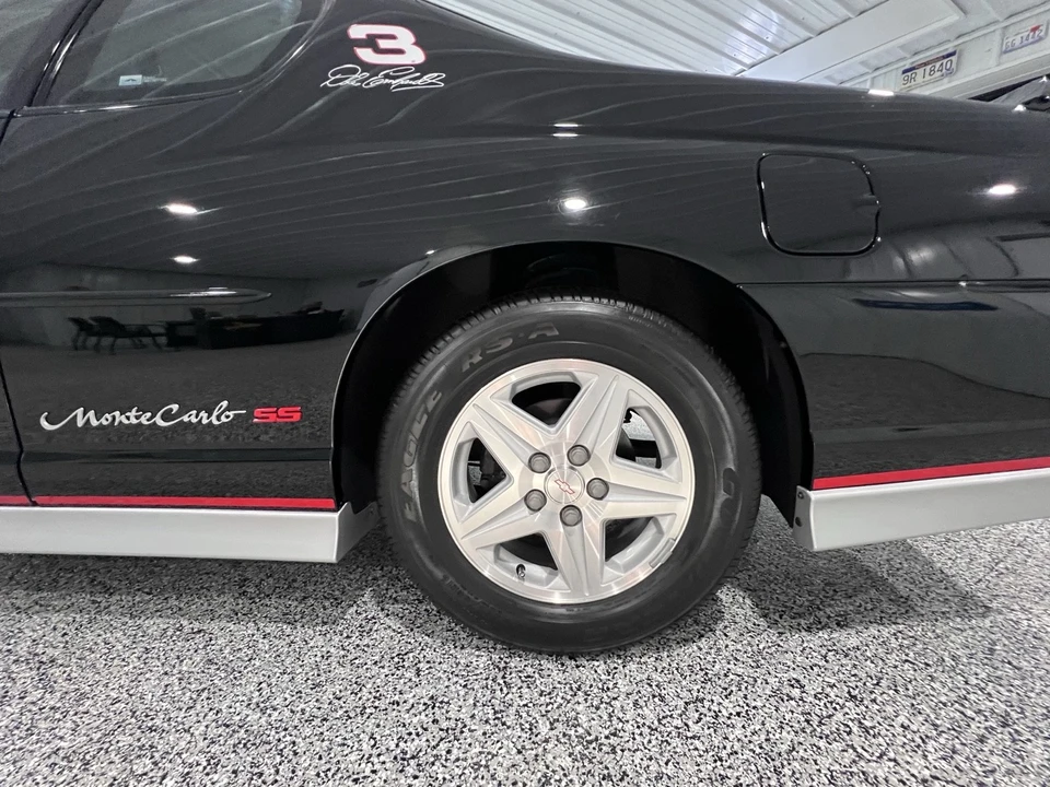 2002 Chevrolet Monte Carlo 6th Gen - Image 14 of 21