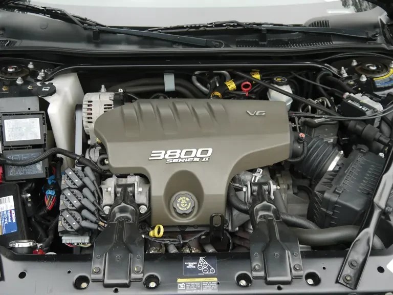 2002 Chevrolet Monte Carlo 6th Gen - Image 4 of 15