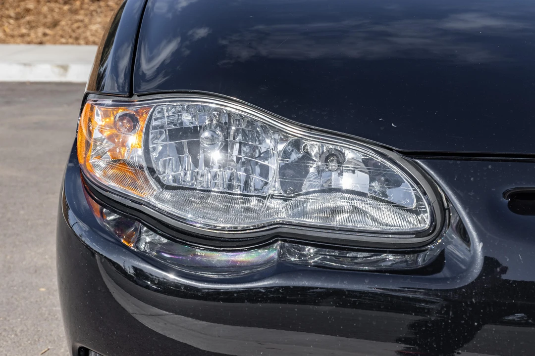 2002 Chevrolet Monte Carlo 6th Gen - Image 9 of 24