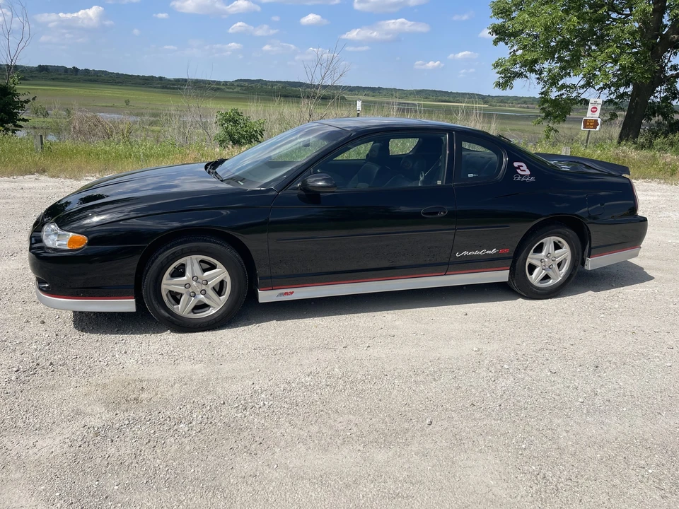 2002 Chevrolet Monte Carlo 6th Gen - Image 3 of 31