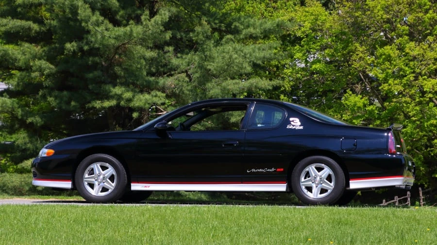 2002 Chevrolet Monte Carlo 6th Gen - Image 2 of 12