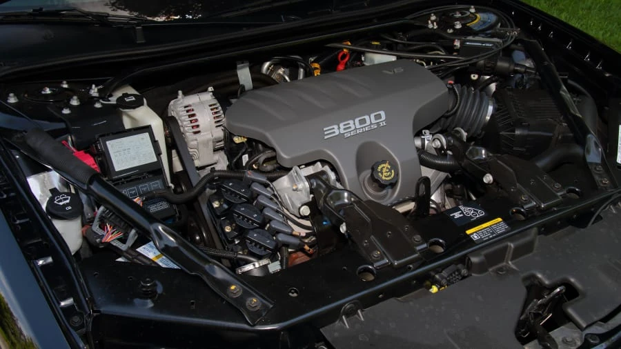 2002 Chevrolet Monte Carlo 6th Gen - Image 7 of 12