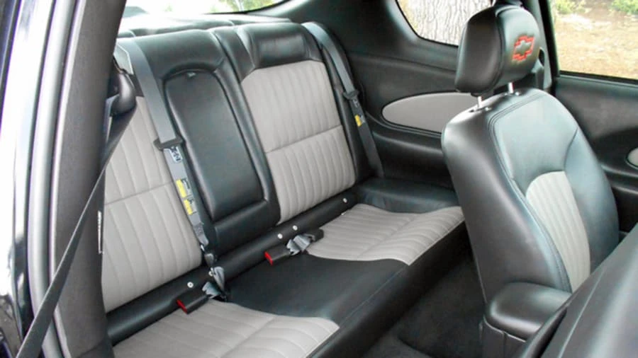 2002 Chevrolet Monte Carlo 6th Gen - Image 6 of 9