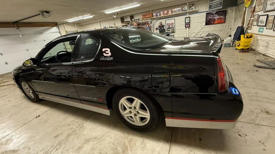 2002 Chevrolet Monte Carlo 6th Gen - Image 13 of 19