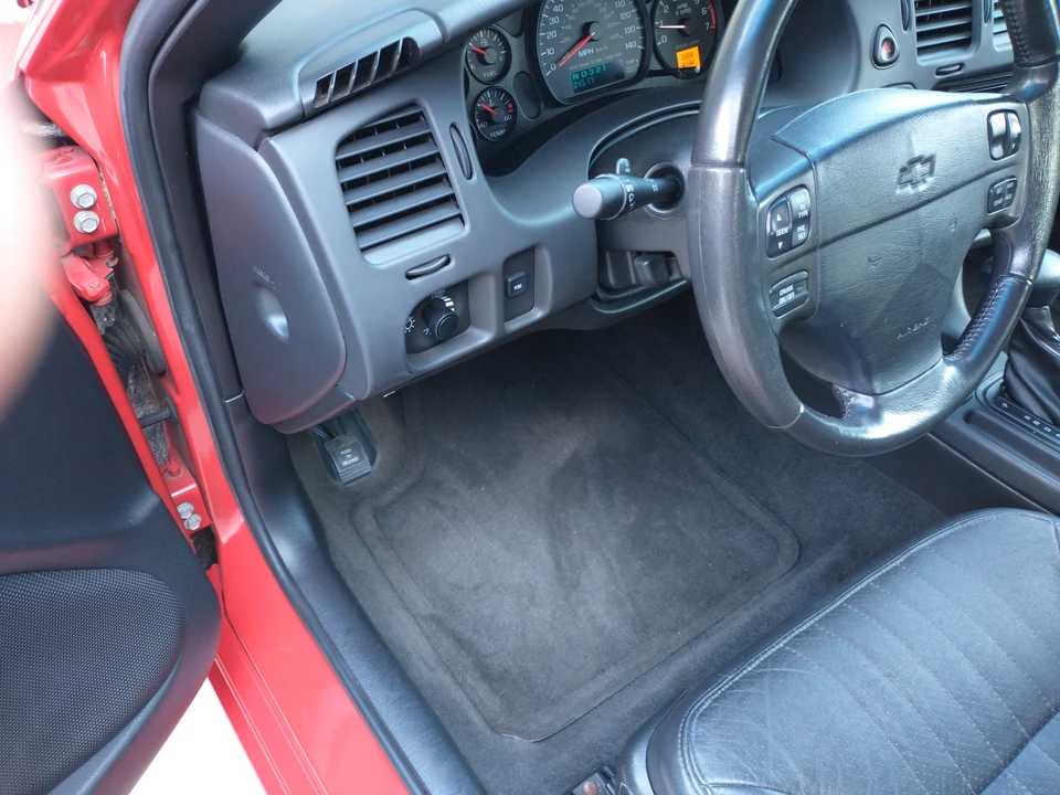 2002 Chevrolet Monte Carlo 6th Gen - Image 17 of 31