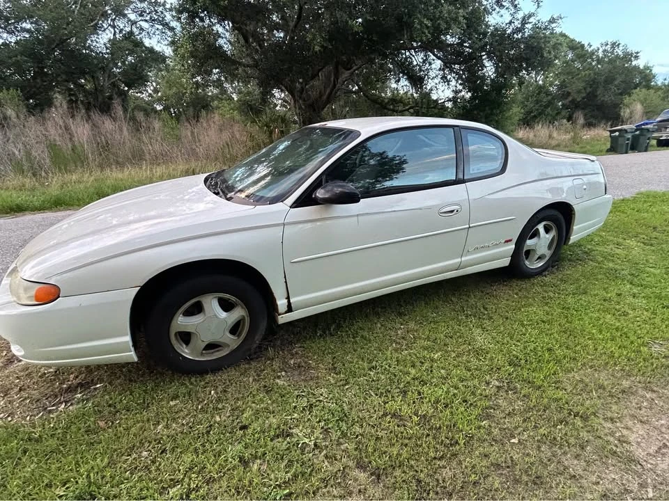 2002 Chevrolet Monte Carlo 6th Gen - Image 3 of 9