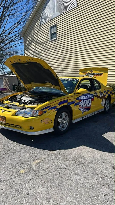 2002 Chevrolet Monte Carlo 6th Gen - Image 10 of 11