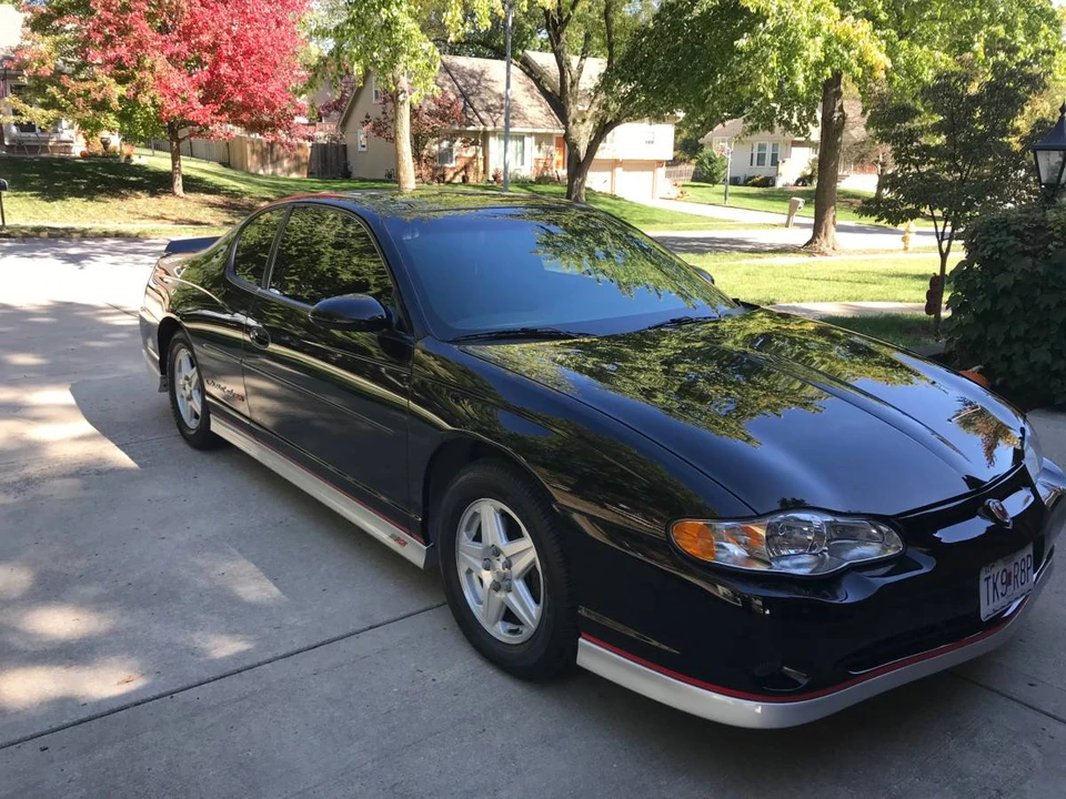 2002 Chevrolet Monte Carlo 6th Gen - Image 2 of 19