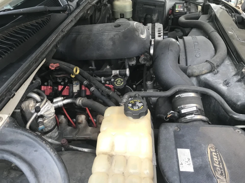 2002 Chevrolet Avalanche - Image 20 of 20