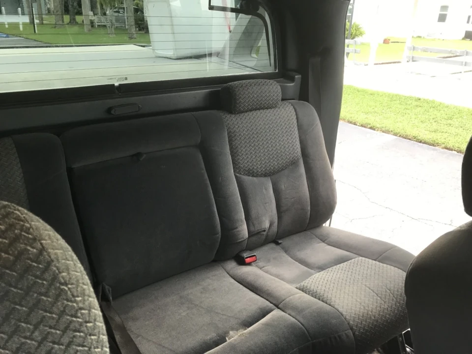 2002 Chevrolet Avalanche - Image 14 of 20