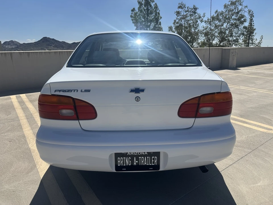 2002 Chevrolet - Image 15 of 31