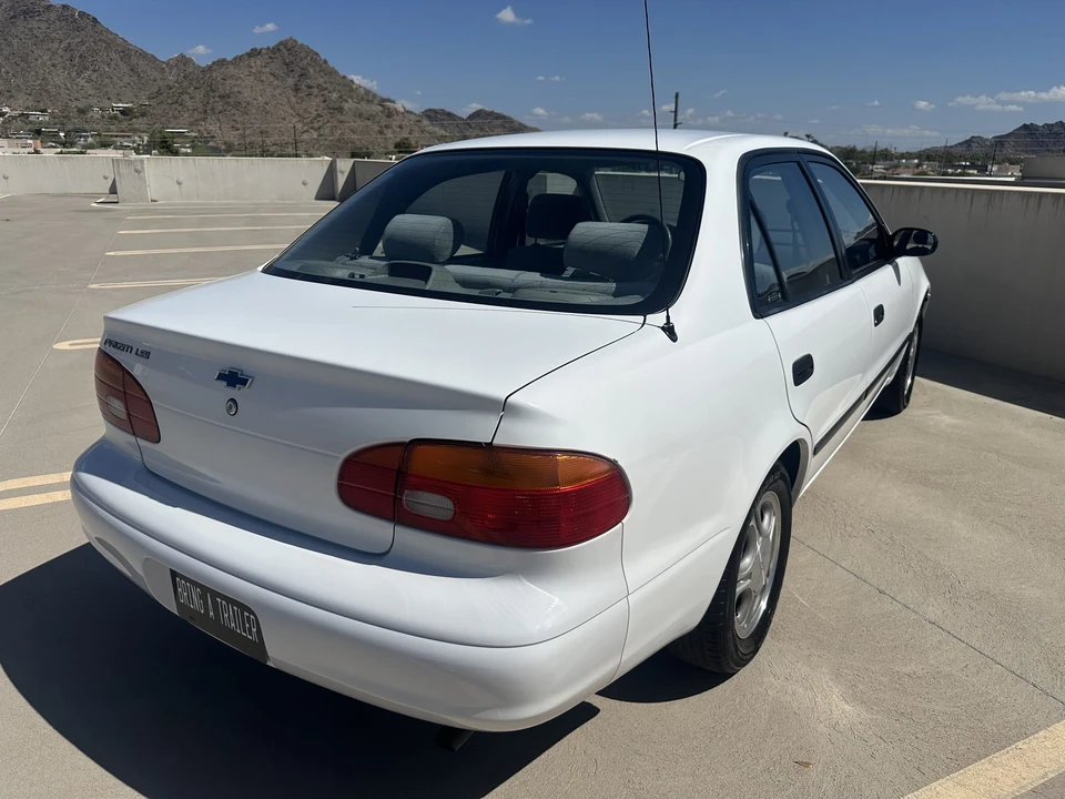 2002 Chevrolet - Image 18 of 31