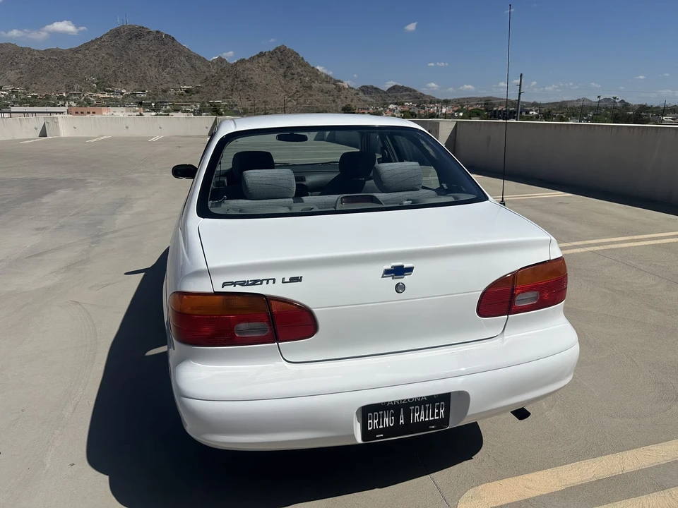 2002 Chevrolet - Image 13 of 31