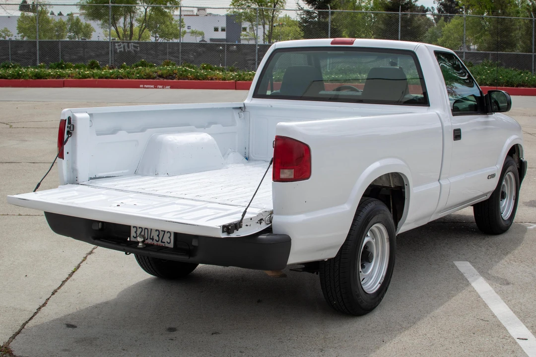 2002 Chevrolet S-10 Blazer 2nd Gen - Image 5 of 5