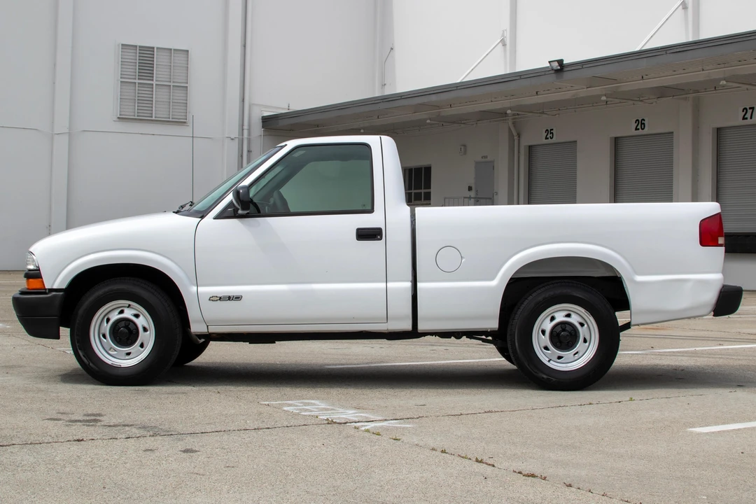 2002 Chevrolet S-10 Blazer 2nd Gen - Image 3 of 5