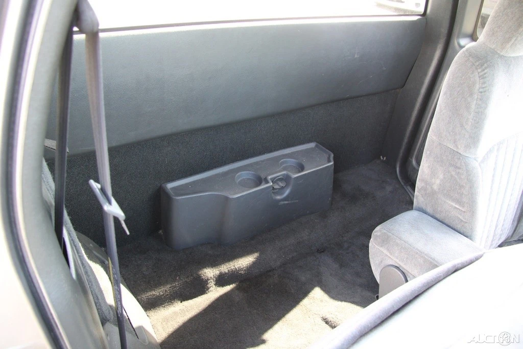 2002 Chevrolet S-10 Blazer 2nd Gen - Image 20 of 21